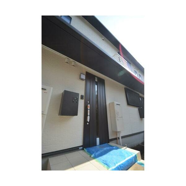 Bene多摩蘭坂201号室 玄関