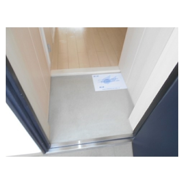 Y&H平塚0602号室 玄関