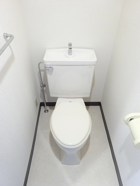 ライオンズマンション荻窪館506号室 トイレ