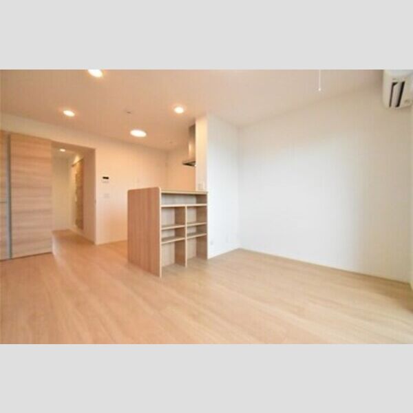 アジュール リビング