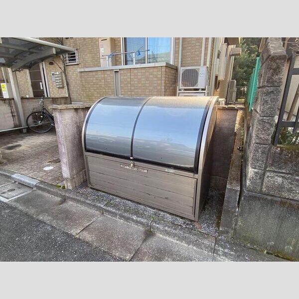 ラヴェール等々力 ゴミ置き場