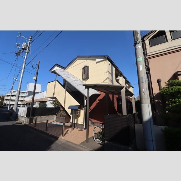 G.M. Court102号室 建物外観