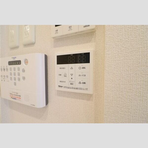 D Paina 上平間Ⅱ102号室 室内給湯器リモコン