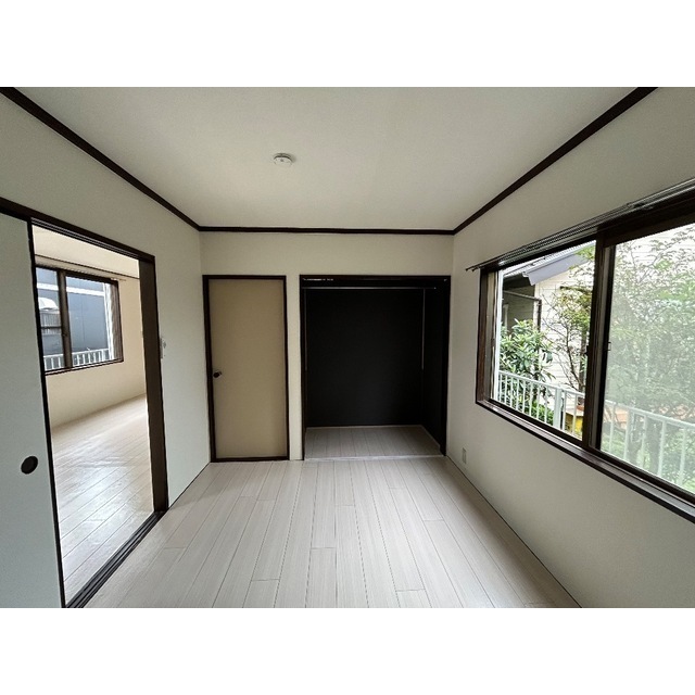 南柏パインヒル2号棟105号室 内観