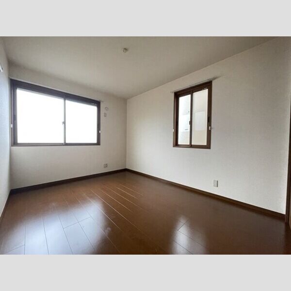 グランモア　A棟102号室 洋室　6帖