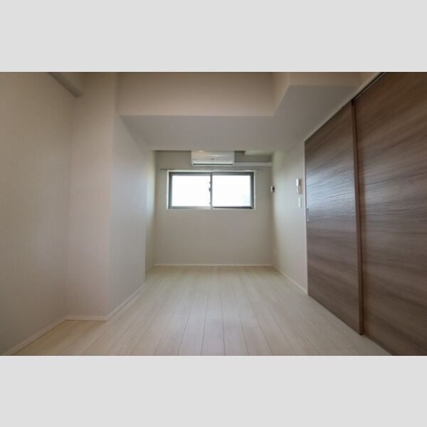 サンジョイアゼロ410号室 洋室