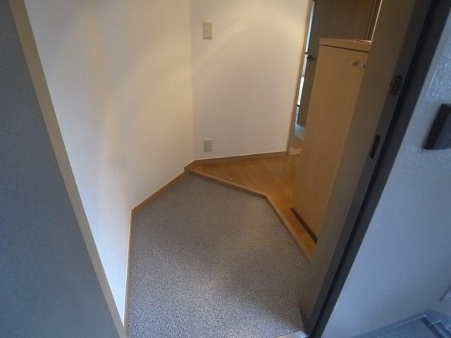 グランドゥール祐天寺 玄関