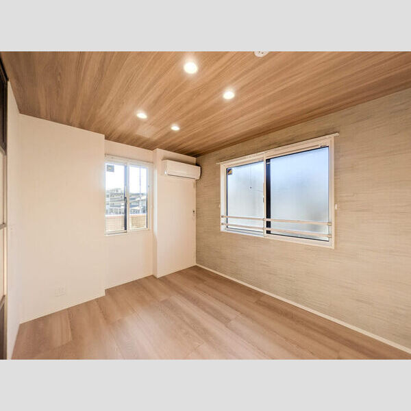 ノーブルヴィラ曙町201号室 洋室