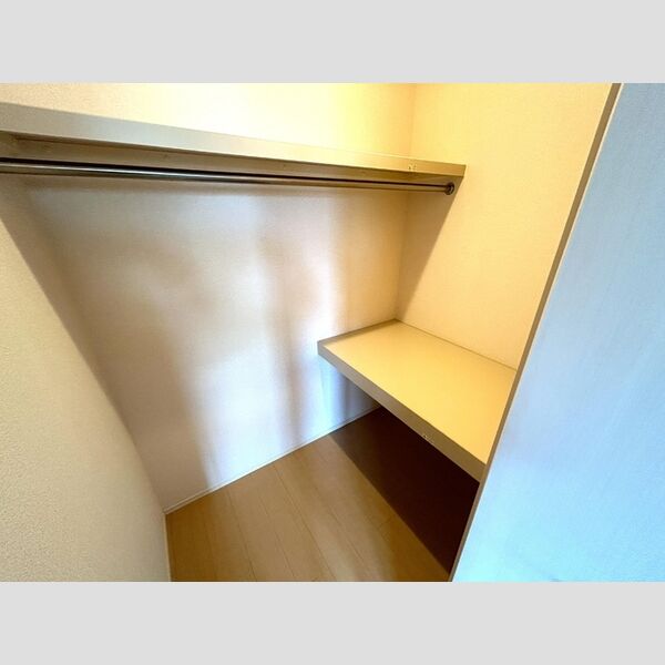 アニバーサリー103号室 ウォークインクロゼット