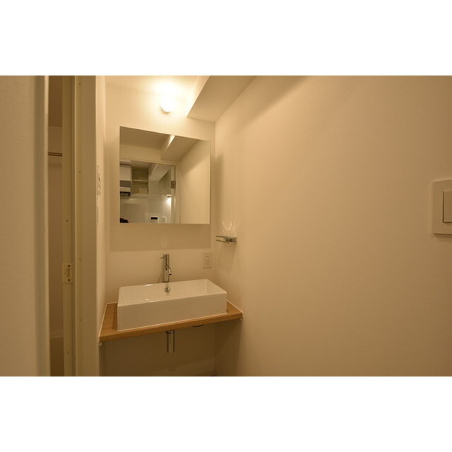 グランパセオ代々木上原B101号室 内観