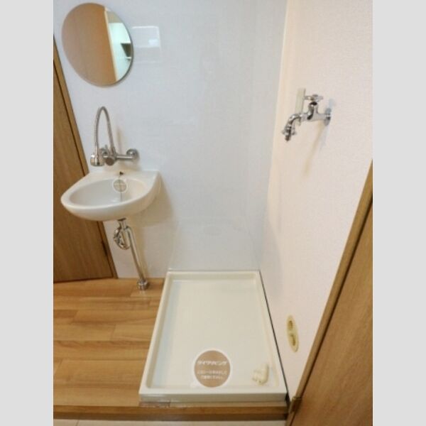 G・MウエストハイツA0401号室 室内洗濯機置場