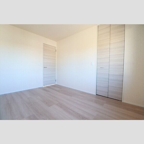 Frais Parfum(フレ パルファン) 洋室