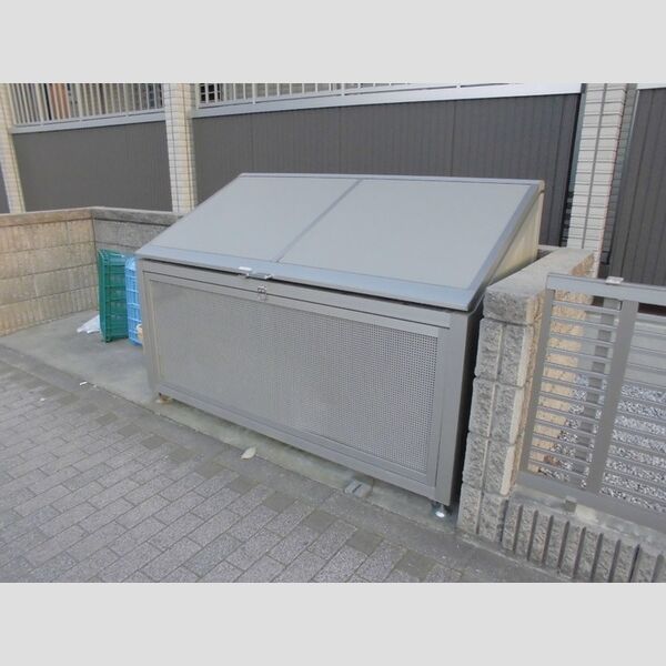 ピュアロータス　Ⅱ ゴミ置き場