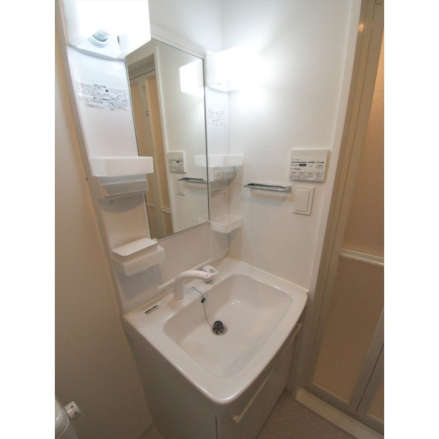 ＧＥＮＯＶＩＡお花茶屋ｓｋｙｇａｒｄｅｎ0305号室 内観