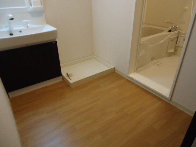 グリーンヴィレッジ102号室 脱衣所