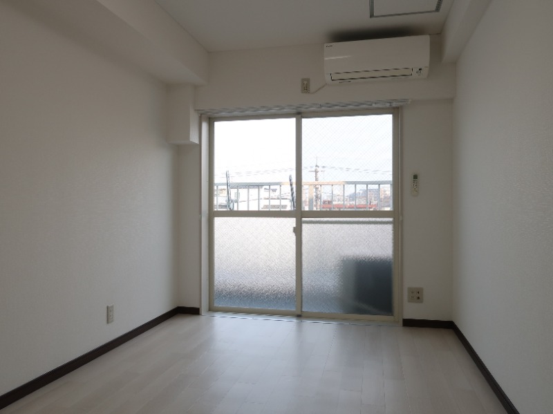 ドーム西川口2階 ※別号室の写真となります。