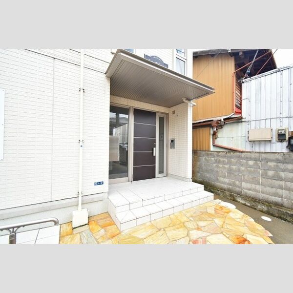 ルブラン エントランス