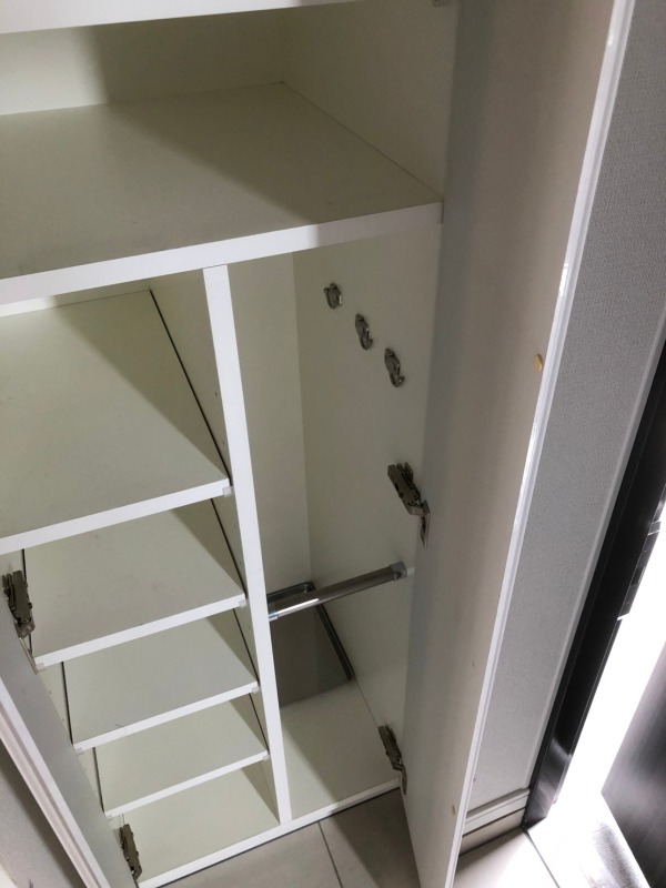 ドムス・スタイル神楽坂 下足入れ