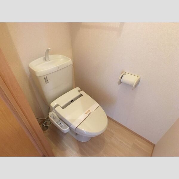 アルカディア101号室 温水洗浄暖房便座