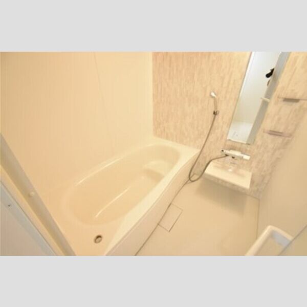 ホワイト キャッスル205号室 バス