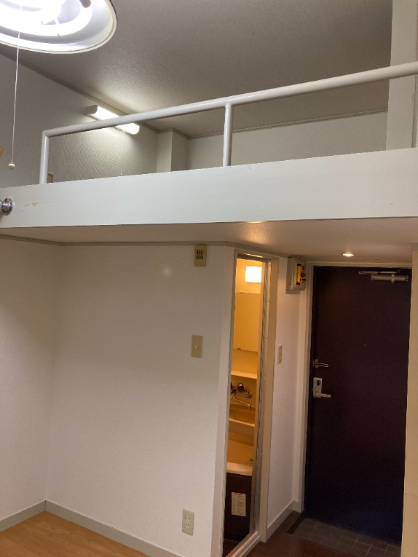 サットンプレイススズキ1階 内観