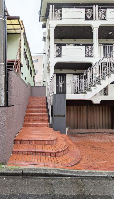 グランヒルズ西新宿1階 エントランス