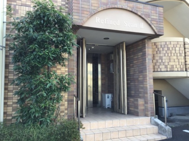 リファインドシーンⅡ0101号室 エントランス