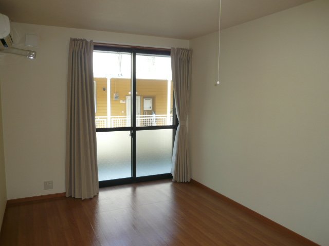 God　valley206号室 リビング