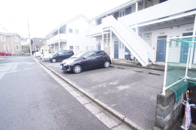 未貴ハイムＥ棟 駐車場