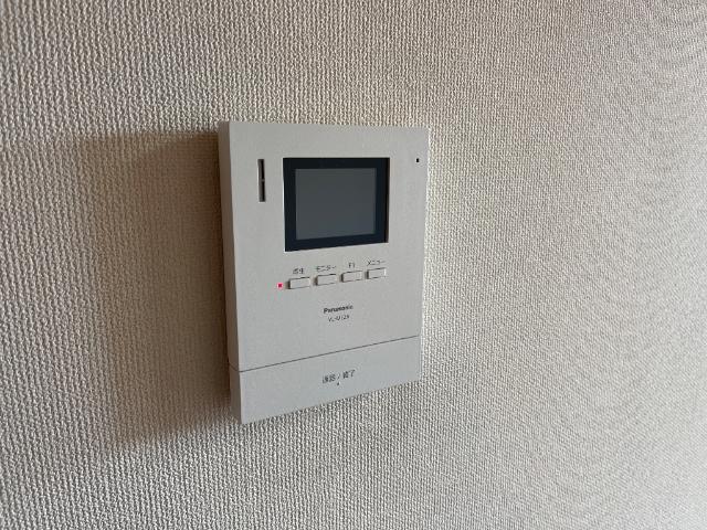 メゾン　デ　ファミーユ　Ｋ107号室 カメラ付インターホン（イメージ）