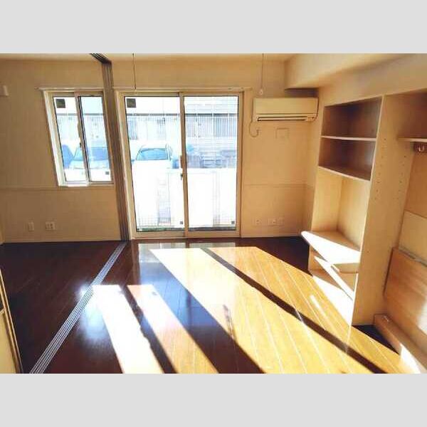 ラ・プランタン北野107号室 同建物別部屋の参考画像