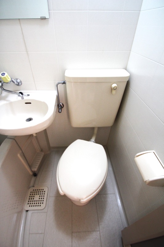 ウィン読売ランド2階 別部屋写真