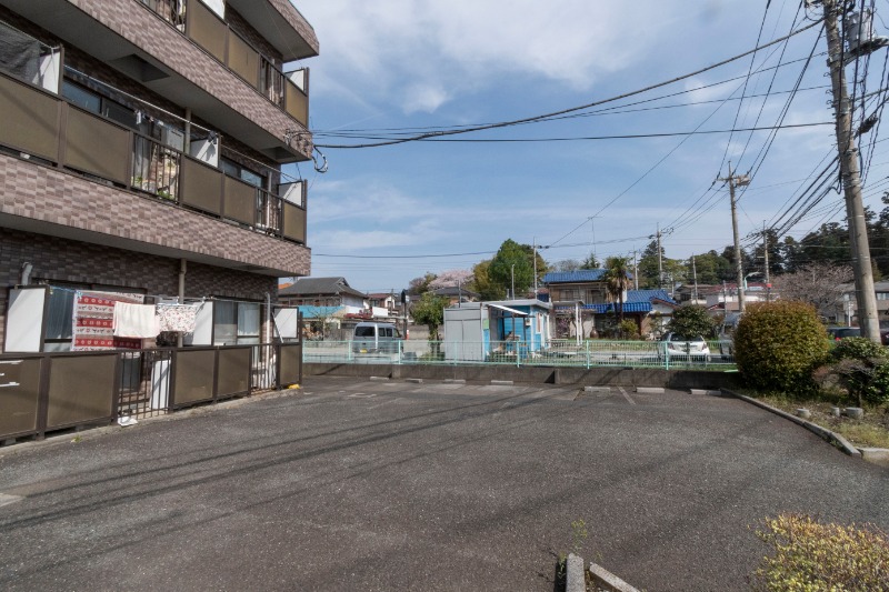 アネックス鈴木 駐車場