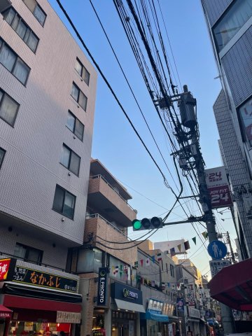 共栄ビル401号室 スーパー惣菜屋100円ショップ至近。