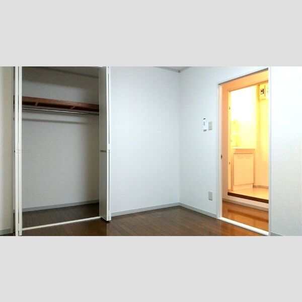 グリーンパール　ABA-201号室 クローゼット