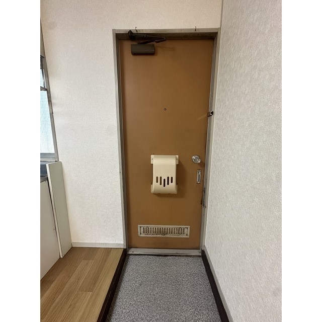 コーポ緑ヶ丘A棟203号室 玄関