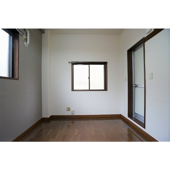 イリス三田0204号室 二面採光