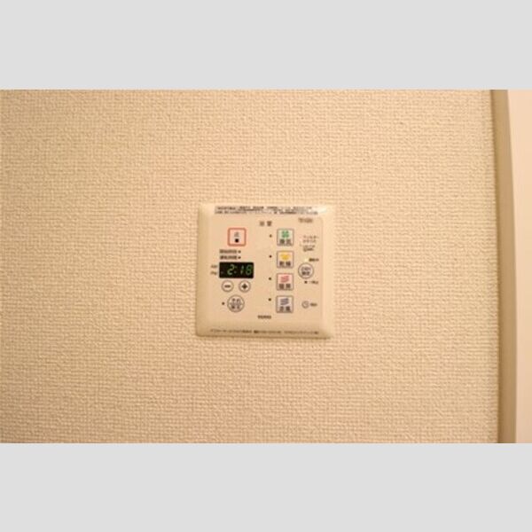 スカイヒル203号室 浴室換気乾燥機