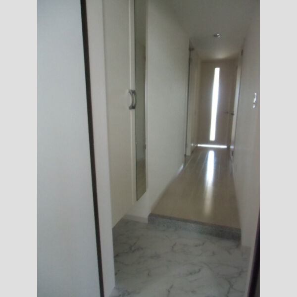 Murray Hill703号室 玄関