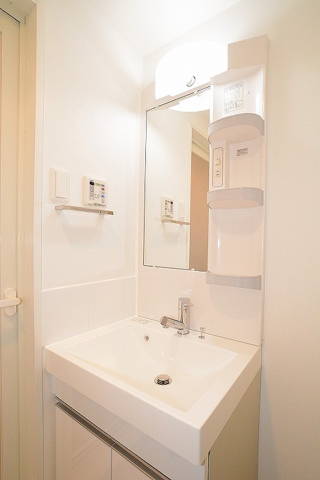 ステージファースト新宿西落合7階 洗面