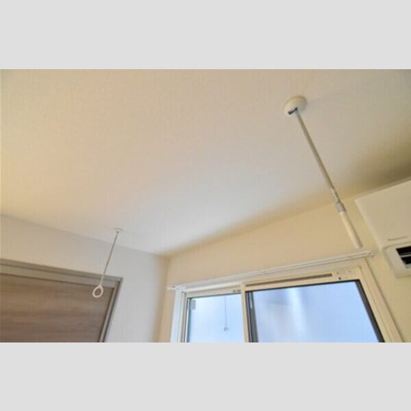 エリオント東柏ケ谷2丁目101号室 室内物干し