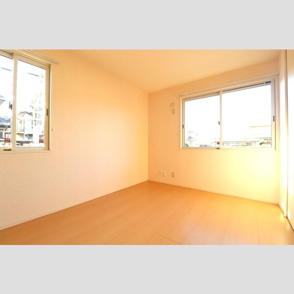 ザ　チャールトン103号室 洋室