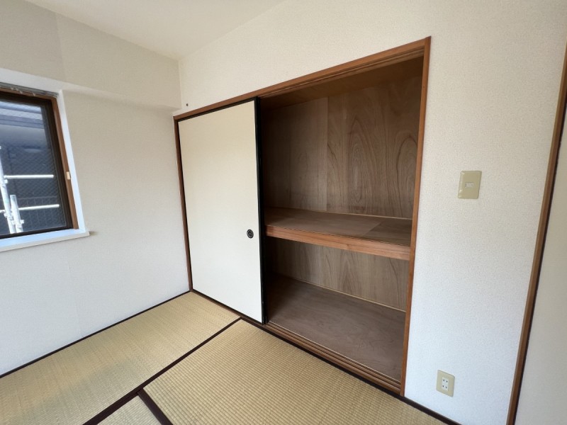 フローラル行徳 リビング