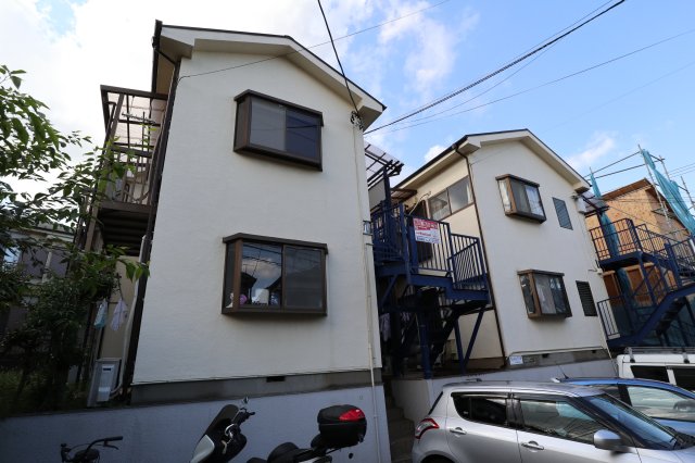 ヴェッセル三ツ沢203号室 外観