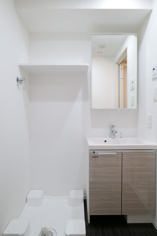 フュージョナル千住緑町 洗面