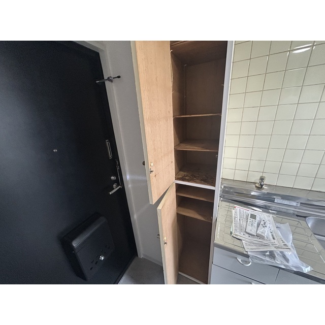 エルピゾ東邦203号室 内観