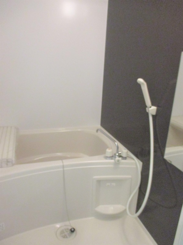 ソルナクレイシア平和台2階 お風呂