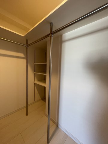 Log上野駅前／ログ上野駅前 Log上野駅前