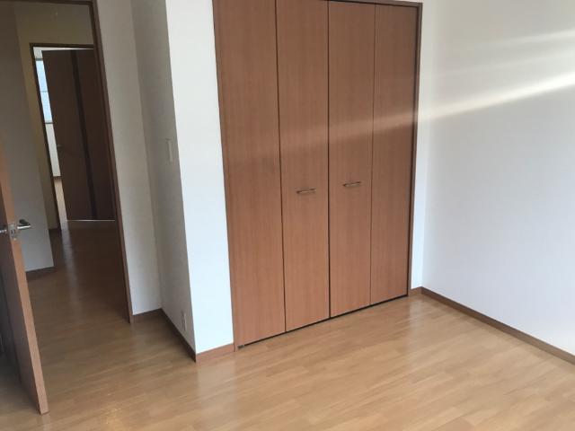 ネオハイム 室内