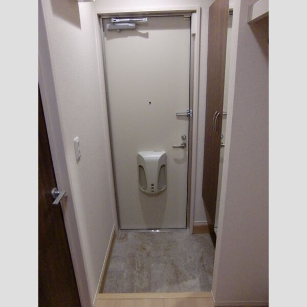 サンモール 玄関